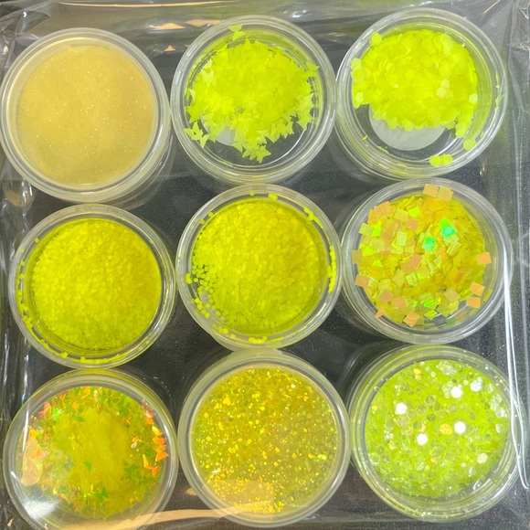 Spangles & Glitter 💅🏽 - Picture 8 of 15